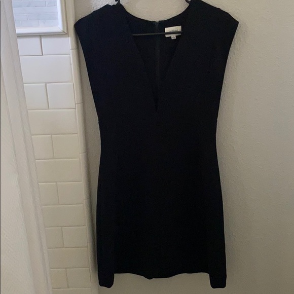 Wilfred Montburn Black V neck dress - Picture 9 of 13